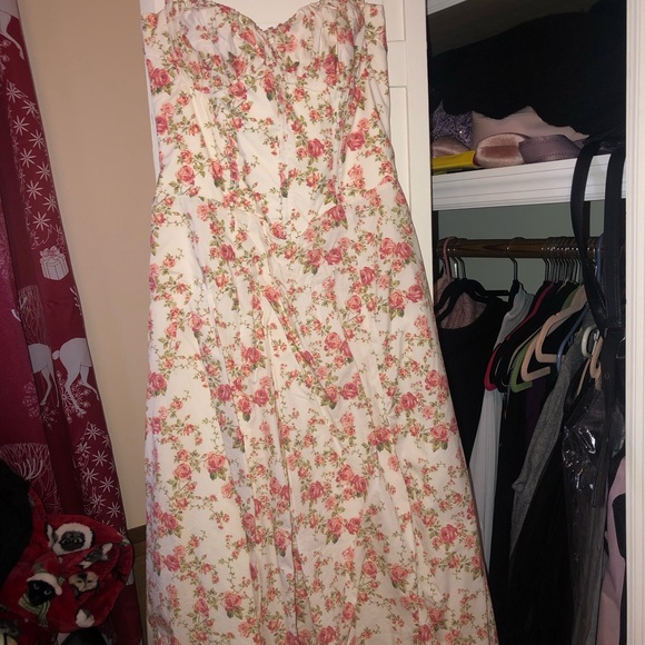 HOUSE OF CB 'Carmen' Rose Print Bustier Sundress NWOT PERFECT CONDITION SIZE L - Picture 10 of 11
